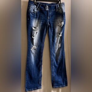 EUC Flamingo Distressed Jeans Women’s XL slim Bootcut